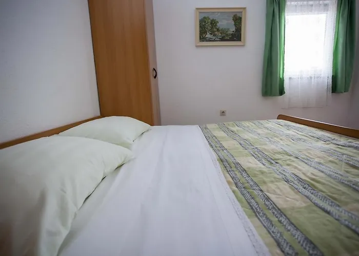 Dino Apartamento Makarska